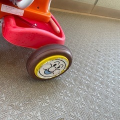 アンパンマン三輪車の画像