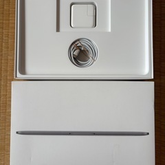 macbook 12in 2017 0.92kg 8GB/256GBの画像