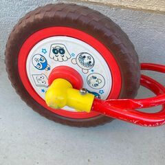 アンパンマン 子ども用自転車（ストライダー）の画像