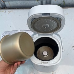 bearmax ベアーマックス 多機能デジタル炊飯器、ホワイト・ピンク の画像