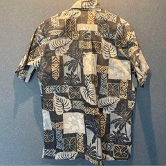 アロハシャツ　ハワイ製　　半袖　ハーフボタン　Mサイズの画像