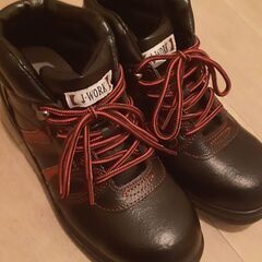 未使用安全靴❗26センチの画像
