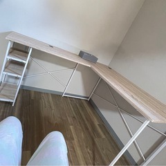 L字デスクの画像
