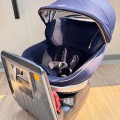 Combi チャイルドシート ネイビーの画像