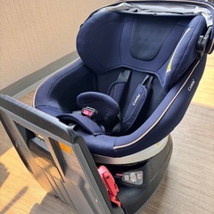 Combi チャイルドシート ネイビーの画像