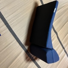 広がる座椅子の画像