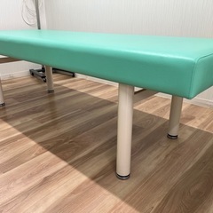 マッサージ用ベッドの画像