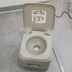 0821-004 ポータブル水洗トイレの画像