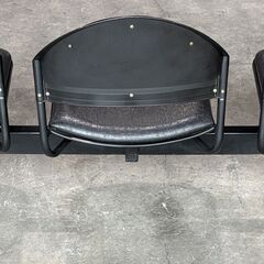 中古品　ロビーチェア　業務用チェア　ベンチ　椅子　背付き肘置き無し　３人掛け用の画像