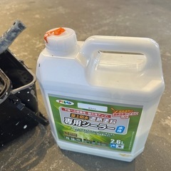 使い残しのペイント全て半分くらいあります。の画像