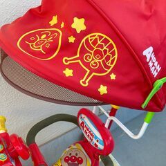 アンパンマン 三輪車 日よけ付き（押し棒あり）の画像