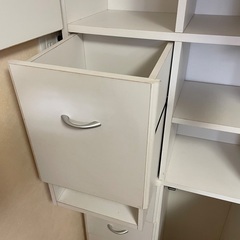 金沢市より、収納キャビネット　サイズ約高さ180 ㎝　横60 奥行き30 の画像