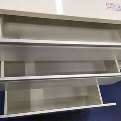 ★リユースのサカイ横浜南店★YM1383  レンジ台 ホワイト W119.5×D50.5×H85.5 クリーニング済みの画像