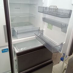 ★リユースのサカイ日立店★HJ7523 TOSHIBA 冷蔵庫 326L 23年製 動作確認／クリーニング済み の画像