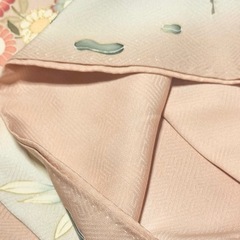 お着物、落ち着いたピンク系、桜紅葉菊菖蒲の画像