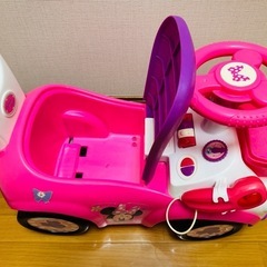 英語でおしゃべり🎀ミニーちゃん 車の画像