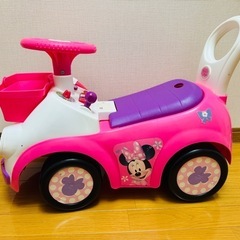 英語でおしゃべり🎀ミニーちゃん 車の画像