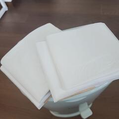 オムツゴミ箱におわーずゴミ箱本体+専用袋2ロールの画像