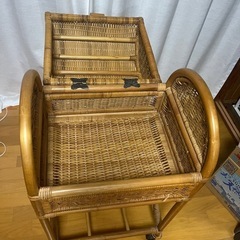 籐家具　バスケット　　の画像