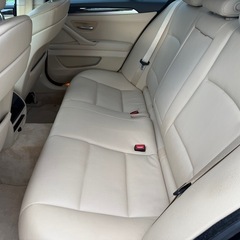綺麗！車検8年6月！走行5.5万㌔⭐︎BMW5シリーズ！人気のブラック 不具合なし 本革シートの画像