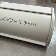 ニトリ　ブレッドケースの画像