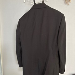 スーツ　黒の画像