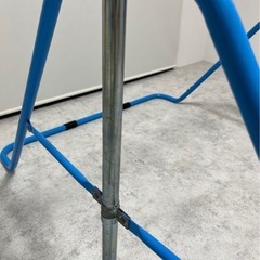 折りたたみ 鉄棒 室内　ブルー　逆上がりベルト付き！　　　現金手渡しも可能です！お問い合わせくださいの画像