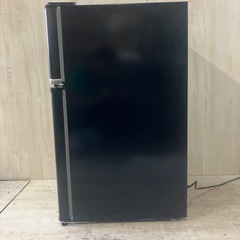 J401⭐️ エスキュービズム2ドア冷蔵庫の画像
