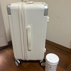 スーツケースの画像