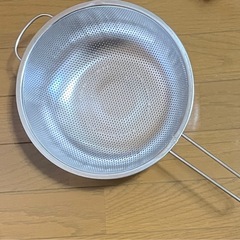 【美品！新品未使用】ステンレス片手深鍋&ステンレスざる（パンチ）の画像
