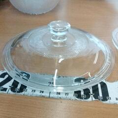 0821-098 PYREX  両手鍋、中皿、蓋の画像