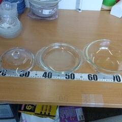 0821-098 PYREX  両手鍋、中皿、蓋の画像
