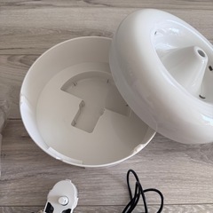 【美品】ピュアクリスタル 猫用循環式給水器＋交換用フィルター付き｜海外移住のため出品の画像