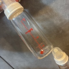 哺乳瓶　2本の画像