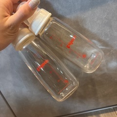 哺乳瓶　2本の画像