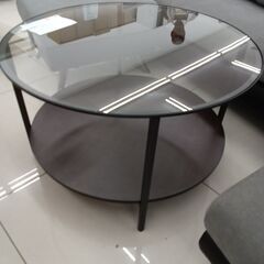 ★リユースのサカイ日立店★HJ7530 IKEA ガラステーブル ダークブラウン H45×D75×W75 クリーニング済み の画像
