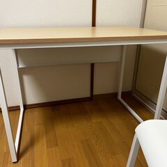 価格相談可　ニトリ デスク 使用期間は5か月未満(８/２５(月)まで)の画像