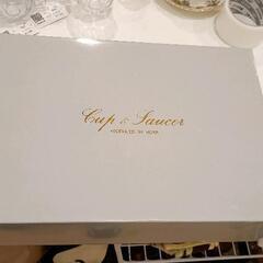 0821-137 HOYA ボーンチャイナ　カップ＆ソーサーセットの画像