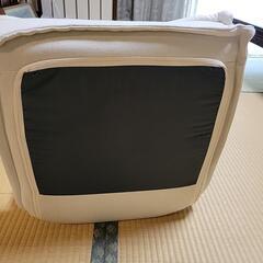 ニトリ　コンパクト座椅子　椅子の画像