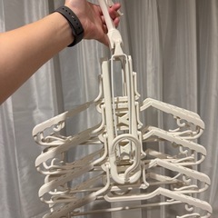 スリット付8連ハンガー 折りたたみ可の画像