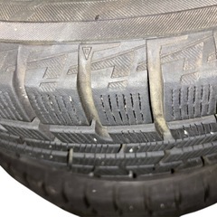 タイヤとホイール スタッドレス　YOKOHAMA iceGUARD iG50 PLUS 165/70R14 中古 SCHNEIDER 4本の画像