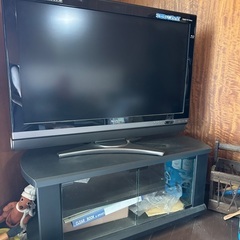 【引き取り限定】テレビとテレビ台セットでどうぞ　〜8/23で掲載終了の画像