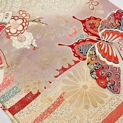 お着物、秋冬服、蝶々桜シルバーラメの画像