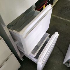 ジャングル×2大型良品館　冷蔵庫　ハイアール　JR-CV34A　335L　2022年製　ファミリー　一人　家電　白　ホワイト　和泉市の画像