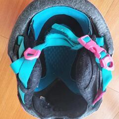 キッズ用スノーヘルメットの画像