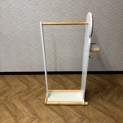 犬のハンガーラックの画像