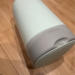 CONBI おむつゴミ箱の画像