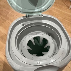 CONBI おむつゴミ箱の画像