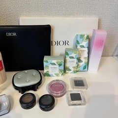 化粧品詰め合わせ★未使用ありナチュグラッセポーラの画像