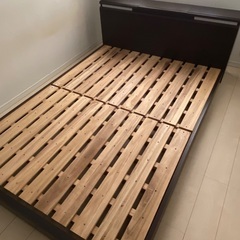ダブルベッド（組立式）の画像